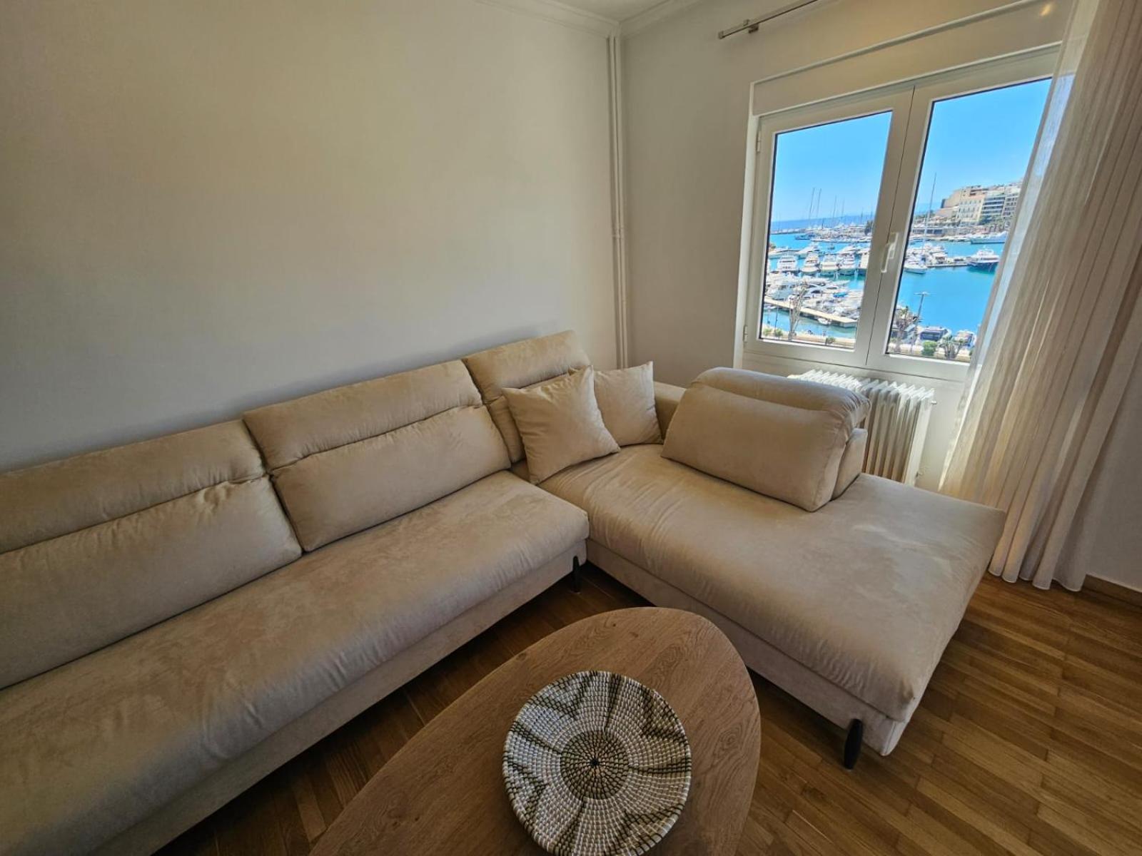 Piraeus Center Sea View Apartment Екстер'єр фото