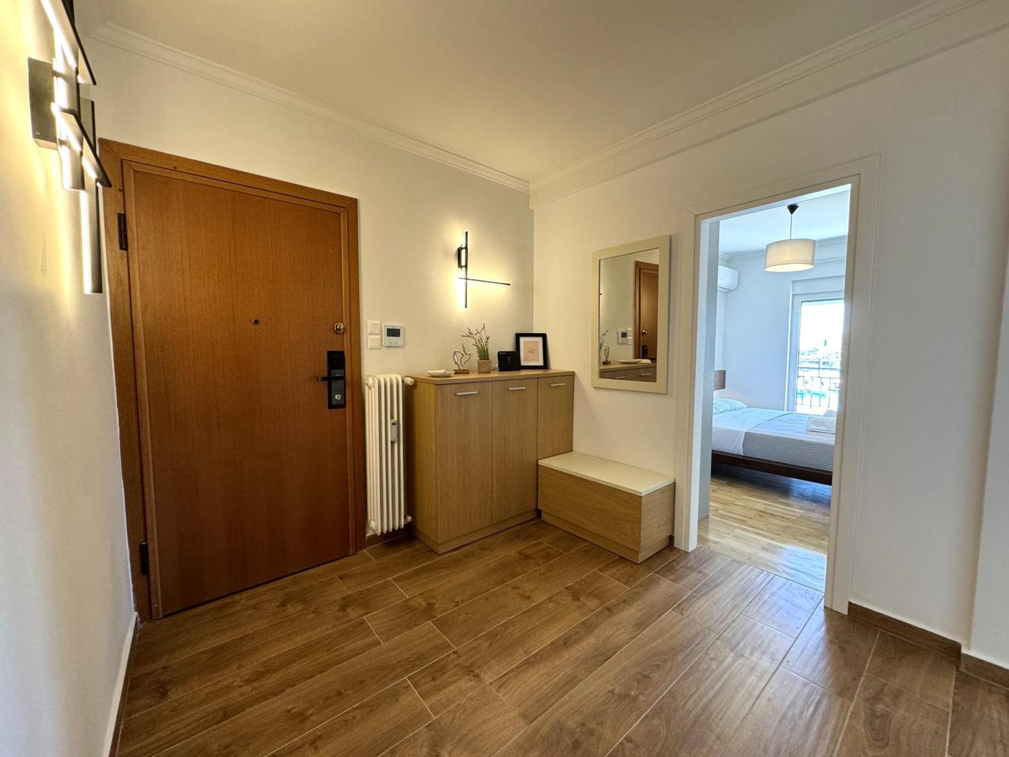 Piraeus Center Sea View Apartment Екстер'єр фото